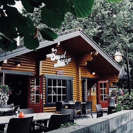 Prachtig Vakantiehuisje In Putten Bagian luar foto